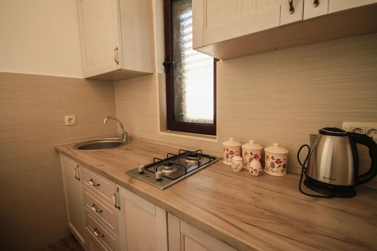 Apartments Four Countesses Virpazar Exterior foto