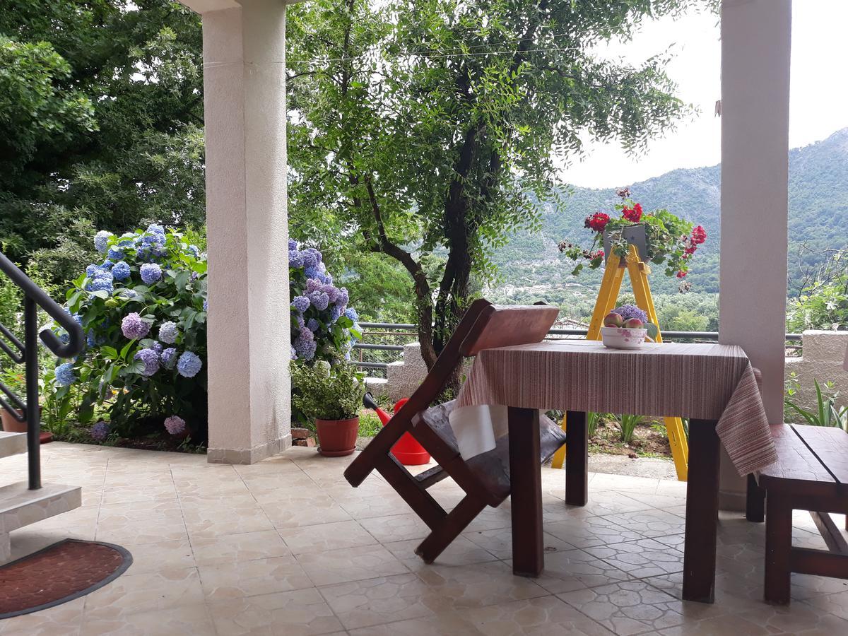 Apartments Four Countesses Virpazar Exterior foto